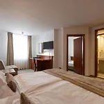 Отель Kotnik Superior Boutique 3*