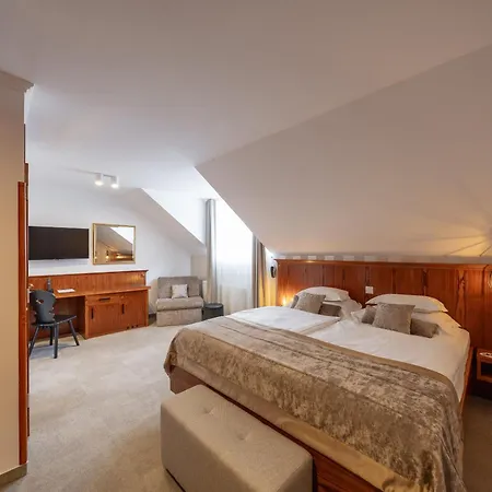 Kotnik Superior Boutique Szálloda 3*