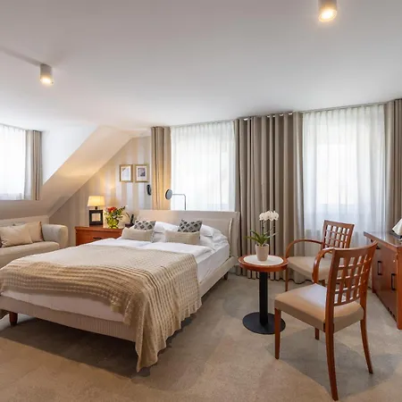 Kotnik Superior Boutique ホテル