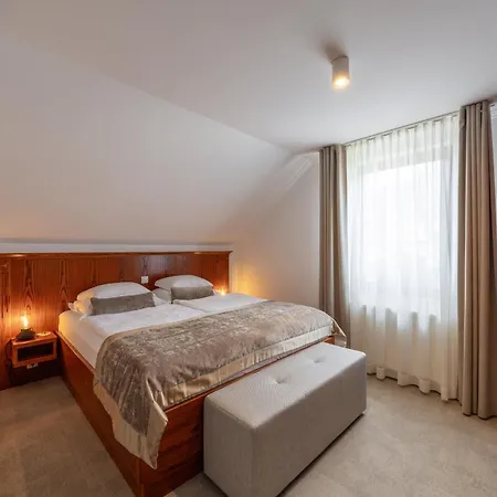 Kotnik Superior Boutique Hotel 3*