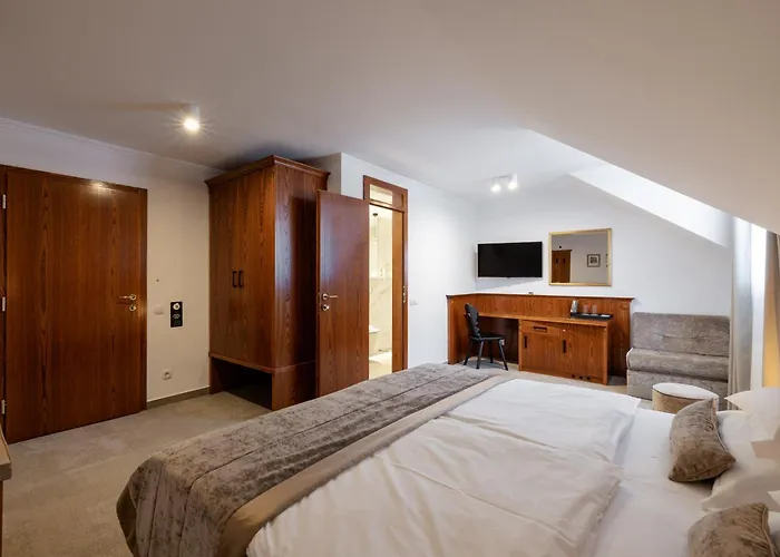 Kotnik Superior Boutique